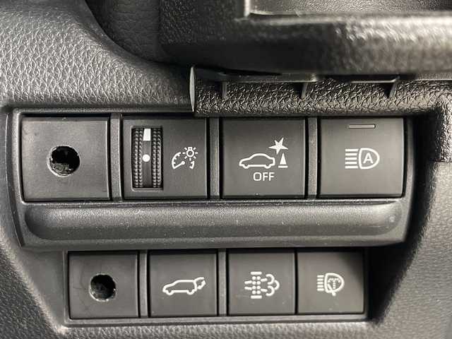 トヨタ ランドクルーザー ２５０ ZX 埼玉県 2024(令6)年 2.4万km プラチナホワイトパールマイカ JAOSサイドステップ/JAOSフロントバンパーガード　/JAOSスキッドプレート/JAOSフロントフェンダーガーニッシュ　/GANADORマフラー/JAOS１８インチアルミホイール　/JAOSマットガード/サンルーフ/JBLプレミアムサウンド/純正12インチナビ機能付きディスプレイオーディオ/　(Bluetooth/USB/Miracast/FM/AM/HDMI)/フルセグテレビ/全方位カメラ/ビルトインETC2.0/パワーバックドア/ヘッドアップディスプレイ/レザーシート/レーダークルーズコントロール/ブラインドスポットモニター/衝突被害軽減ブレーキ/車線逸脱警報/クリアランスソナー/パドルシフト/シートメモリー/パワーヒート/ステアリングヒーター/シートヒーター/エアシート/電子パーキングシステム/ブレーキホールド/デジタルインナーミラー/プッシュスタート/純正フロアマット