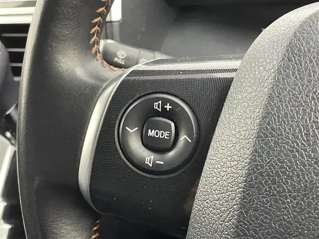 トヨタ シエンタ G クエロ 埼玉県 2018(平30)年 4.8万km クールボルドーガラスフレーク 純正ナビ　フリップダウンモニター　バックカメラ　ビルトインＥＴＣ　ドライブレコーダー　セーフティセンス　ステアリングスイッチ　プッシュスタート　スマートキー　オートハイビーム　ＬＥＤヘッドライト　ＴＶ