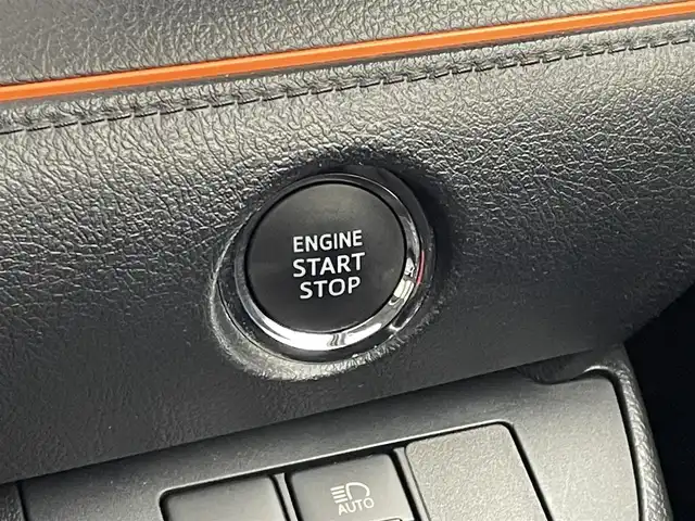 トヨタ シエンタ G クエロ 埼玉県 2018(平30)年 4.8万km クールボルドーガラスフレーク 純正ナビ　フリップダウンモニター　バックカメラ　ビルトインＥＴＣ　ドライブレコーダー　セーフティセンス　ステアリングスイッチ　プッシュスタート　スマートキー　オートハイビーム　ＬＥＤヘッドライト　ＴＶ