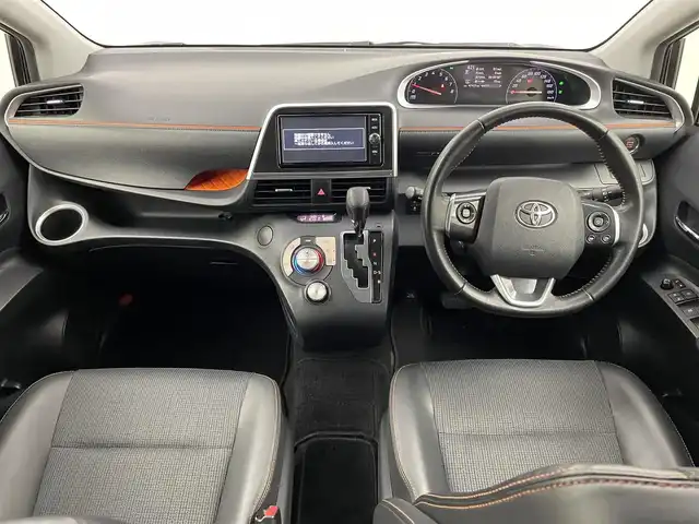 トヨタ シエンタ G クエロ 埼玉県 2018(平30)年 4.8万km クールボルドーガラスフレーク 純正ナビ　フリップダウンモニター　バックカメラ　ビルトインＥＴＣ　ドライブレコーダー　セーフティセンス　ステアリングスイッチ　プッシュスタート　スマートキー　オートハイビーム　ＬＥＤヘッドライト　ＴＶ