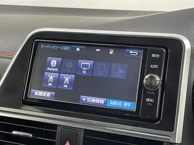 トヨタ シエンタ G クエロ 埼玉県 2018(平30)年 4.8万km クールボルドーガラスフレーク 純正ナビ　フリップダウンモニター　バックカメラ　ビルトインＥＴＣ　ドライブレコーダー　セーフティセンス　ステアリングスイッチ　プッシュスタート　スマートキー　オートハイビーム　ＬＥＤヘッドライト　ＴＶ