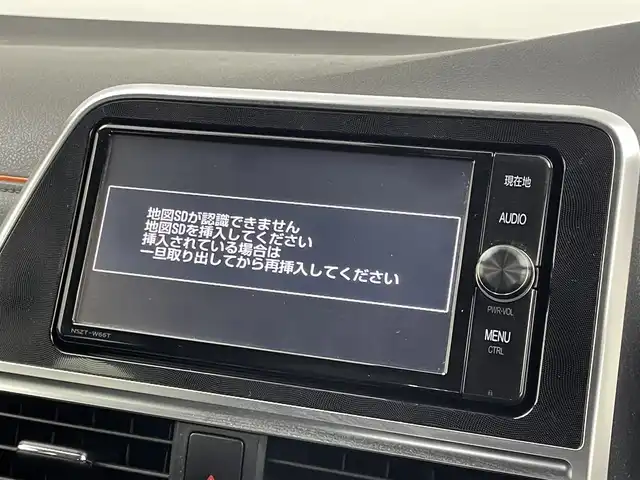 トヨタ シエンタ G クエロ 埼玉県 2018(平30)年 4.8万km クールボルドーガラスフレーク 純正ナビ　フリップダウンモニター　バックカメラ　ビルトインＥＴＣ　ドライブレコーダー　セーフティセンス　ステアリングスイッチ　プッシュスタート　スマートキー　オートハイビーム　ＬＥＤヘッドライト　ＴＶ