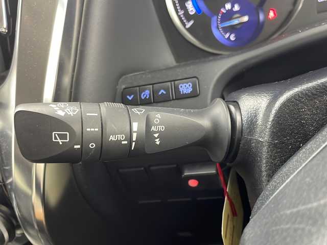 トヨタ アルファードハイブリット SR Cパッケージ 愛知県 2020(令2)年 5.2万km ホワイトパールクリスタルシャイン 純正ナビ/Bluetooth/フルセグTV/CD/DVD/後席モニター/両側パワースライドドア/サンルーフ/衝突被害軽減ブレーキ/レーンアシスト/コーナーセンサー/レーダークルーズコントロール/ハンドルヒーター/前席シートヒーター/シートクーラー/パワーバックドア/パワーシート/ドライブレコーダー/ETC/LEDオートライト/純正17インチアルミホイール/電動格納ミラー