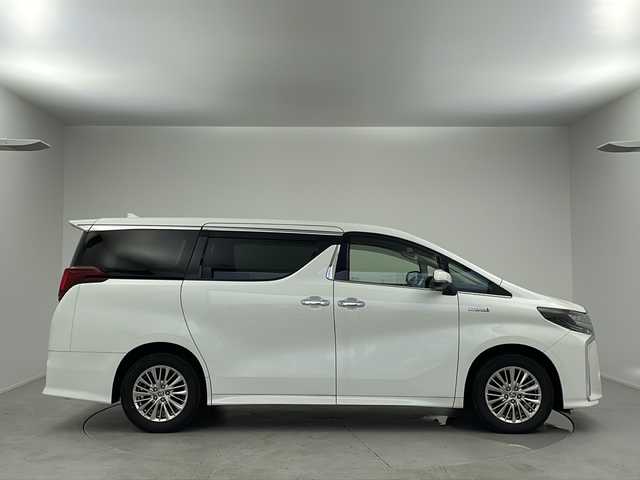 トヨタ アルファードハイブリット SR Cパッケージ 愛知県 2020(令2)年 5.2万km ホワイトパールクリスタルシャイン 純正ナビ/Bluetooth/フルセグTV/CD/DVD/後席モニター/両側パワースライドドア/サンルーフ/衝突被害軽減ブレーキ/レーンアシスト/コーナーセンサー/レーダークルーズコントロール/ハンドルヒーター/前席シートヒーター/シートクーラー/パワーバックドア/パワーシート/ドライブレコーダー/ETC/LEDオートライト/純正17インチアルミホイール/電動格納ミラー