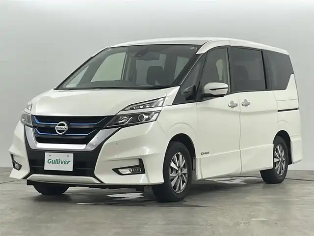 日産 セレナ e－パワー ハイウェイスター V 福島県 2019(平31)年 3.4万km ブリリアントホワイトパール セフティパックB/・衝突被害軽減ブレーキ/・車線逸脱警報装置/・プロパイロット/・クルーズコントロール追従あり/純正9インチナビ/・型番：MM518D-L/・フルセグTV/BT/SD/CD/DVD/ブルーレイ/FM/AM/・バックカメラ/・アラウンドビューモニター/・ETC/・デジタルインナーミラー/・フリップダウン/両側パワースライドドア/・三列目シート/電子パーキング/アイドリングストップ/革張ステアリング/・ステアリングリモコン/プッシュスタート/・スマートキー/LEDヘッドライト/・フォグライト/・オートライト/・オートハイビーム/電動格納ミラー/・ウィンカーミラー/前後コーナーセンサー/純正15インチアルミ/純正フロアマット