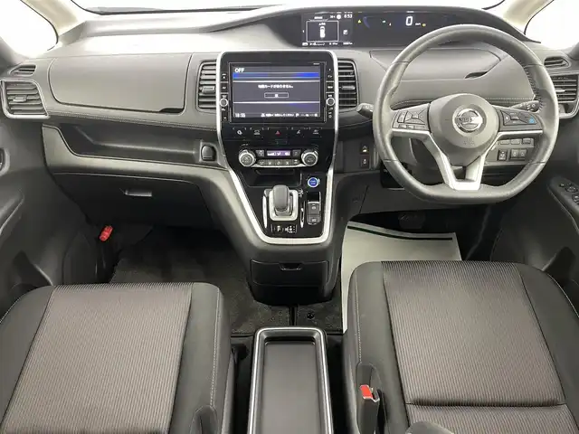 日産 セレナ e－パワー ハイウェイスター V 福島県 2019(平31)年 3.4万km ブリリアントホワイトパール セフティパックB/・衝突被害軽減ブレーキ/・車線逸脱警報装置/・プロパイロット/・クルーズコントロール追従あり/純正9インチナビ/・型番：MM518D-L/・フルセグTV/BT/SD/CD/DVD/ブルーレイ/FM/AM/・バックカメラ/・アラウンドビューモニター/・ETC/・デジタルインナーミラー/・フリップダウン/両側パワースライドドア/・三列目シート/電子パーキング/アイドリングストップ/革張ステアリング/・ステアリングリモコン/プッシュスタート/・スマートキー/LEDヘッドライト/・フォグライト/・オートライト/・オートハイビーム/電動格納ミラー/・ウィンカーミラー/前後コーナーセンサー/純正15インチアルミ/純正フロアマット