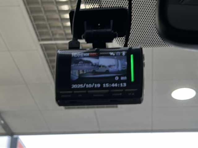 トヨタ プリウス A 福島県 2019(令1)年 1.3万km ホワイトパールクリスタルシャイン ワンオーナー　純正９インチナビ　フルセグＴＶ　バックカメラ　トヨタセーフティーセンス　レーダークルーズコントロール　前後ドライブレコーダー　ビルトインＥＴＣ　クリアランスソナー　ヘッドアップディスプレイ