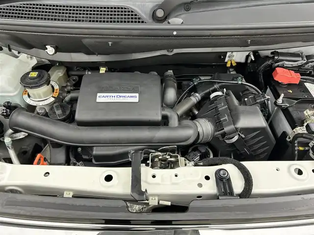 ホンダ Ｎ ＢＯＸ カスタム G L ホンダセンシング 千葉県 2020(令2)年 3.1万km プラチナホワイトパール 禁煙車/Honda SENSING/・衝突軽減ブレーキ〈CMBS〉/・誤発進抑制機能/・歩行者事故低減ステアリング/・先行車発進お知らせ機能/・標識認識機能●路外逸脱抑制機能/・ACC〈アダプティブ・クルーズ・コントロール〉/・LKAS〈車線維持支援システム〉/・後方誤発進抑制機能/・オートハイビーム/純正ナビ/・VXM-175VFEi/・CD/DVD/BT/フルセグ/左側パワースライドドア/前席シートヒーター/9灯式フルLEDヘッドライト/オートライト/シーケンシャルターンシグナルランプ/純正14インチAW/スマートキー/ビルトインETC