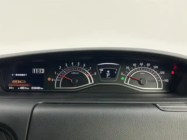 ホンダ Ｎ ＢＯＸ カスタム G L ホンダセンシング 千葉県 2020(令2)年 3.1万km プラチナホワイトパール 禁煙車/Honda SENSING/・衝突軽減ブレーキ〈CMBS〉/・誤発進抑制機能/・歩行者事故低減ステアリング/・先行車発進お知らせ機能/・標識認識機能●路外逸脱抑制機能/・ACC〈アダプティブ・クルーズ・コントロール〉/・LKAS〈車線維持支援システム〉/・後方誤発進抑制機能/・オートハイビーム/純正ナビ/・VXM-175VFEi/・CD/DVD/BT/フルセグ/左側パワースライドドア/前席シートヒーター/9灯式フルLEDヘッドライト/オートライト/シーケンシャルターンシグナルランプ/純正14インチAW/スマートキー/ビルトインETC