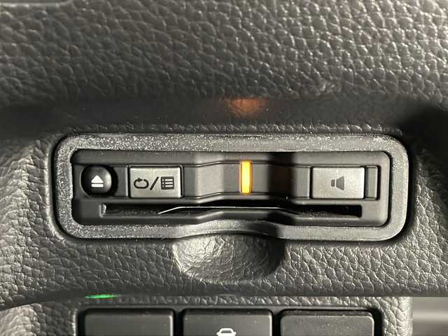 ホンダ Ｎ ＢＯＸ カスタム EX ターボ 千葉県 2021(令3)年 2.9万km クリスタルブラックパール 衝突軽減ブレーキ/レーンキープアシスト/純正アルミホイール/社外SDナビ/（フルセグ/Bluetooth/USB/FM/AM/AppleCarPlay）/バックカメラ/ETC/ドライブレコーダー/コーナーセンサー/レーンキープアシスト/ハーフレザーシート/LEDヘッドライト/電動格納ミラー