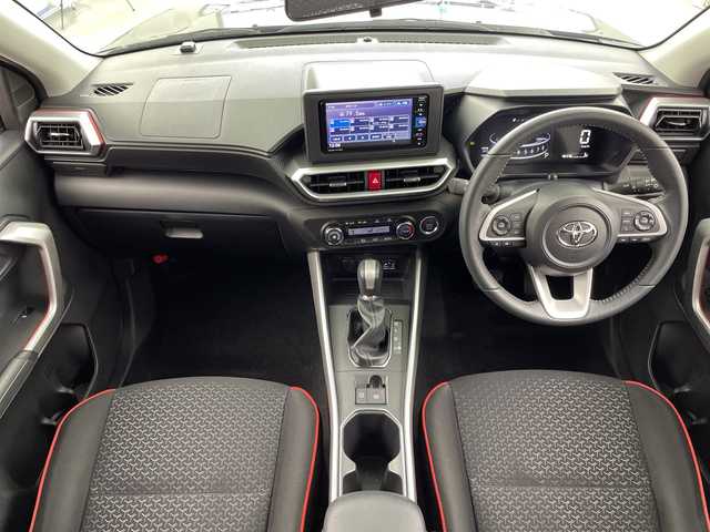 トヨタ ライズ Z 岐阜県 2022(令4)年 1.5万km ブラックマイカメタリック 純正ナビ/　(AM/FM/CD/DVD/Bluetooth/フルセグTV)/バックカメラ/衝突軽減ブレーキ/レーンキープアシスト/コーナーセンサー/レーダークルーズコントロール/LEDヘッドライト/ドライブレコーダー/ETC/シートヒーター/純正アルミホイール/純正ドアバイザー