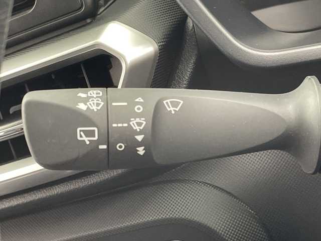 トヨタ ライズ Z 岐阜県 2022(令4)年 1.5万km ブラックマイカメタリック 純正ナビ/　(AM/FM/CD/DVD/Bluetooth/フルセグTV)/バックカメラ/衝突軽減ブレーキ/レーンキープアシスト/コーナーセンサー/レーダークルーズコントロール/LEDヘッドライト/ドライブレコーダー/ETC/シートヒーター/純正アルミホイール/純正ドアバイザー