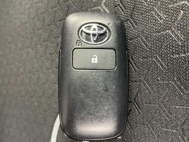 トヨタ ライズ Z 岐阜県 2022(令4)年 1.5万km ブラックマイカメタリック 純正ナビ/　(AM/FM/CD/DVD/Bluetooth/フルセグTV)/バックカメラ/衝突軽減ブレーキ/レーンキープアシスト/コーナーセンサー/レーダークルーズコントロール/LEDヘッドライト/ドライブレコーダー/ETC/シートヒーター/純正アルミホイール/純正ドアバイザー