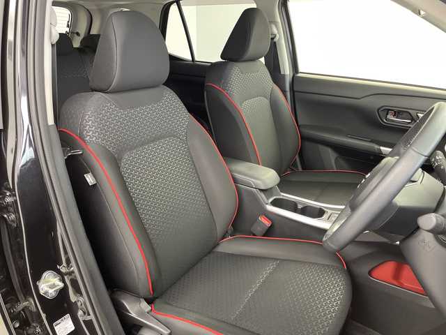 トヨタ ライズ Z 岐阜県 2022(令4)年 1.5万km ブラックマイカメタリック 純正ナビ/　(AM/FM/CD/DVD/Bluetooth/フルセグTV)/バックカメラ/衝突軽減ブレーキ/レーンキープアシスト/コーナーセンサー/レーダークルーズコントロール/LEDヘッドライト/ドライブレコーダー/ETC/シートヒーター/純正アルミホイール/純正ドアバイザー