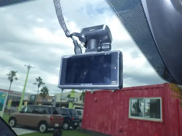 マツダ ＣＸ－８ 25S ブラックトーンED 千葉県 2021(令3)年 3.9万km スノーフレイクホワイトパールマイカ 225/55R19/スマートシティブレーキサポート/ブラインドスポットモニタリング/レーンキープ・アシスト・システム/アクティブ・ドライビング・ディスプレイ/パワーバックドア/純正SDナビ/地デジTV/【Bluetooth接続】/【Apple CarPlay　Android Auto対応】/360°ビュー・モニター/ドライブレコーダー（前後撮影）/革巻きステアリング/ステアリングヒーター/ステアリングスイッチ/ETC/LEDヘッドライト/ウインカーミラー/コーナーセンサー/純正19インチアルミホイル/サイド/カーテンエアバッグ/アドバンストキーレスエントリー