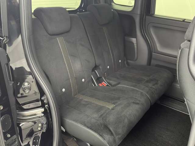 ホンダ Ｎ ＢＯＸ カスタム G L ホンダセンシング 愛知県 2019(令1)年 6.3万km クリスタルブラックパール 純正8インチメモリナビ/フルセグTV/CD/DVD/BT/USB/AM/FM/バックカメラ/ビルトインETC/ホンダセンシング/・衝突軽減ブレーキ/・誤発進抑制機能/・後方誤発進抑制機能/・路外逸脱警報機能/・アダプティブクルーズコントロール/・車線維持支援システム/・歩行者事故低減ステアリング/・先行車発進お知らせ機能/・標識認識機能/両側パワースライドドア/USBポート/サンシェード/プッシュスタート/スマートキー/横滑り防止/ステアリングスイッチ/電動格納ミラー/純正フロアマット/純正14インチAW/LEDオートヘッドライト/フォグランプ