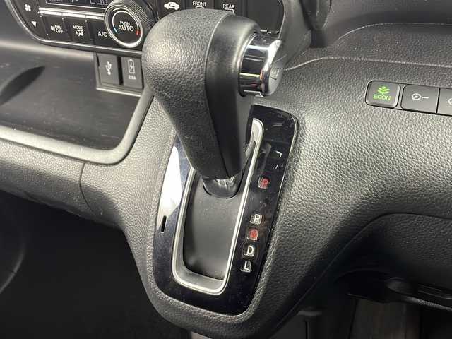 ホンダ Ｎ ＢＯＸ カスタム G L ホンダセンシング 愛知県 2019(令1)年 6.3万km クリスタルブラックパール 純正8インチメモリナビ/フルセグTV/CD/DVD/BT/USB/AM/FM/バックカメラ/ビルトインETC/ホンダセンシング/・衝突軽減ブレーキ/・誤発進抑制機能/・後方誤発進抑制機能/・路外逸脱警報機能/・アダプティブクルーズコントロール/・車線維持支援システム/・歩行者事故低減ステアリング/・先行車発進お知らせ機能/・標識認識機能/両側パワースライドドア/USBポート/サンシェード/プッシュスタート/スマートキー/横滑り防止/ステアリングスイッチ/電動格納ミラー/純正フロアマット/純正14インチAW/LEDオートヘッドライト/フォグランプ