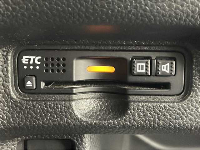 ホンダ Ｎ ＢＯＸ カスタム G L ホンダセンシング 愛知県 2019(令1)年 6.3万km クリスタルブラックパール 純正8インチメモリナビ/フルセグTV/CD/DVD/BT/USB/AM/FM/バックカメラ/ビルトインETC/ホンダセンシング/・衝突軽減ブレーキ/・誤発進抑制機能/・後方誤発進抑制機能/・路外逸脱警報機能/・アダプティブクルーズコントロール/・車線維持支援システム/・歩行者事故低減ステアリング/・先行車発進お知らせ機能/・標識認識機能/両側パワースライドドア/USBポート/サンシェード/プッシュスタート/スマートキー/横滑り防止/ステアリングスイッチ/電動格納ミラー/純正フロアマット/純正14インチAW/LEDオートヘッドライト/フォグランプ