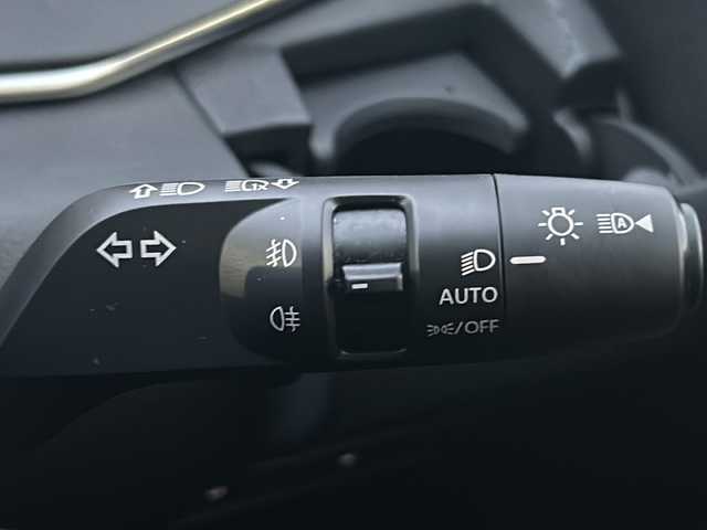 日産 ノート X FOUR 秋田県 2024(令6)年 1.6万km バーガンディー 4WD/ワンオーナー/純正ディスプレイオーディオ/Bluetooth/全方位カメラ/前席シートヒーター/ステアリングヒーター/社外AWサマータイヤ積込/保証書、取説/スペアキー