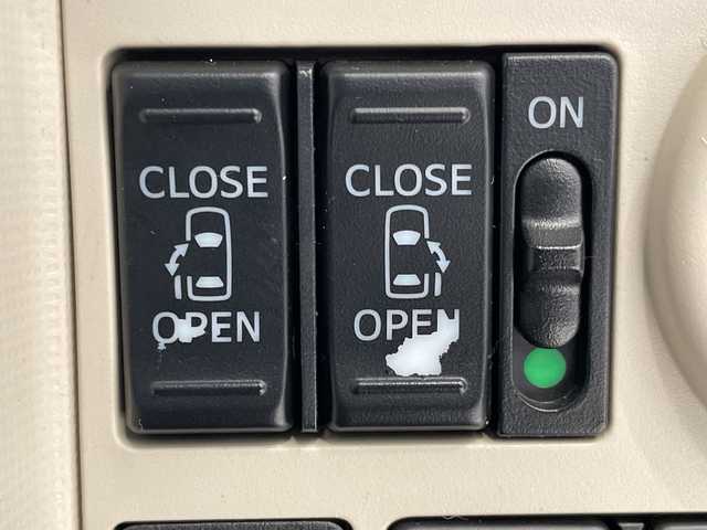 ダイハツ ムーヴ キャンバス G メイクアッフ SA Ⅱ 埼玉県 2017(平29)年 4.6万km スムースグレーマイカメタリック/ファイアークォーツレッドメタリック 2トーン スマートアシスト/純正8インチナビ/　　CD/DVD/BT/USB/HDMI/フルセグ/全方位カメラ/両側電動スライドドア/ETC/スマートキー×2/禁煙車