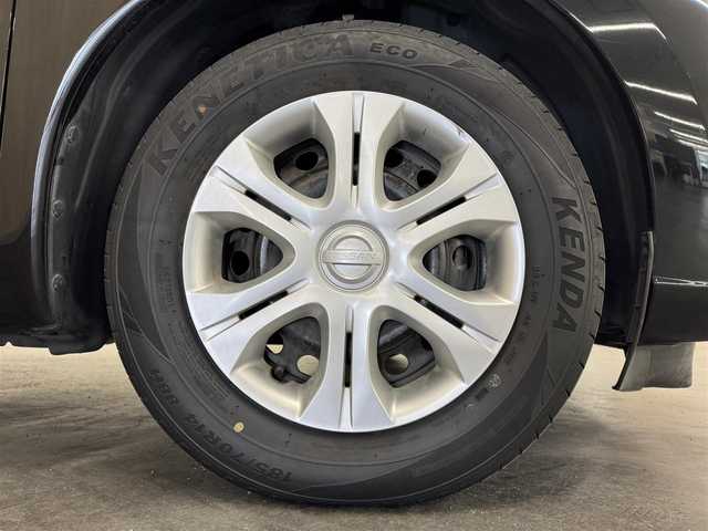 日産 ノート e－パワー X 愛知県 2017(平29)年 6.1万km スーパーブラック e-POWER/FF/フロアCVT/クラリオン 7インチナビ NXR16/（AM/FM/CD/USB/Bluetooth/AUX）/バックカメラ/ドライブレコーダー 前方/ETC/安全/・インテリジェント エマージェンシーブレーキ/・LDW（車線逸脱警報）/・VDC/・ABS（アンチロックブレーキシステム）、EBD（電子制御制動力配分システム）/・衝突安全ボディ/装備/・オートエアコン/・電動格納ドアミラー/・プッシュスタート/・全席パワーウィンドウ/・パワーステアリング/・保/取/ナビ取/・予備インテリジェントキーx1