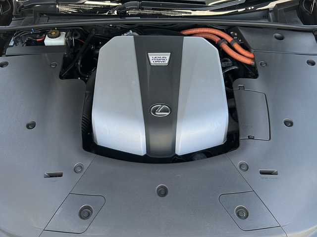 レクサス ＬＳ 500h バージョンL 大阪府 2019(令1)年 13.5万km グラファイトブラックガラスフレーク ワンオーナー/純正ナビ（フルセグTV・Bluetooth・CD・DVD・ラジオ）/全周囲カメラ/シートヒーター/シートクーラー（運転席・助手席・後部座席）/パワーシート（運転席・助手席・後部座席）/ステアリングヒーター/ETC2.0/レーダークルーズコントロール/ヘッドアップディスプレイ/レーンアシスト/本革ブラックレザーシート/本革巻きステアリング/前後ドライブレコーダー/ブラインドスポットモニター