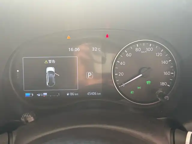 日産 キックス X 埼玉県 2020(令2)年 4.6万km ブリリアントホワイトパール エマージェンシーブレーキ /プロパイロット /純正9インチメモリナビ/　　CD/DVD/BT/フルセグ/アラウンドビューモニター /LEDオートライト /ハーフレザーシート /純正17インチアルミホイール/インテリジェントミラー/電子パーキング/ステアリングスイッチ /純正ETC