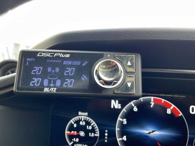 日産 フェアレディ Ｚ バージョンST 東京都 2024(令6)年 0.2万km パールⅡ 車体色　XKJ　プリズムホワイト×スーパーブラック/新車時保証書/ナビ説明書/エマージェンシーブレーキ/前・側・後方支援/インテリジェントクルーズコントロール/純正ナビ/フルセグTV【走行中映ります】/BT/USB/AppleCarplay/BOSEサウンド/バックカメラ　ETC2.0/LEDヘッドライト/オートライト/スマートキー×2【キータグ有】/革巻きハンドル/RECAROシート/BLITZ車高調/SR-SDIXELローター＆パッド/社外１９インチアルミ【TWS】