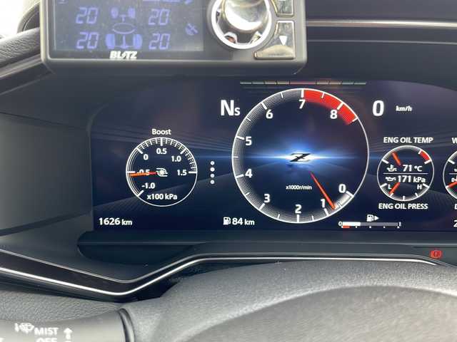 日産 フェアレディ Ｚ バージョンST 東京都 2024(令6)年 0.2万km パールⅡ 車体色　XKJ　プリズムホワイト×スーパーブラック/新車時保証書/ナビ説明書/エマージェンシーブレーキ/前・側・後方支援/インテリジェントクルーズコントロール/純正ナビ/フルセグTV【走行中映ります】/BT/USB/AppleCarplay/BOSEサウンド/バックカメラ　ETC2.0/LEDヘッドライト/オートライト/スマートキー×2【キータグ有】/革巻きハンドル/RECAROシート/BLITZ車高調/SR-SDIXELローター＆パッド/社外１９インチアルミ【TWS】