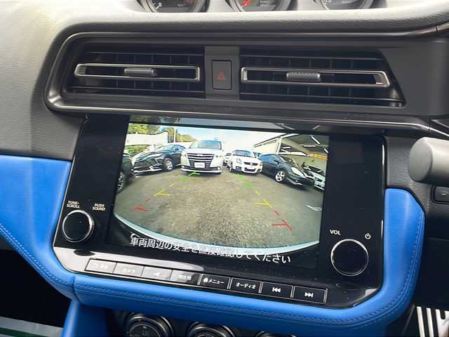 日産 フェアレディ Ｚ バージョンST 東京都 2024(令6)年 0.2万km パールⅡ 車体色　XKJ　プリズムホワイト×スーパーブラック/新車時保証書/ナビ説明書/エマージェンシーブレーキ/前・側・後方支援/インテリジェントクルーズコントロール/純正ナビ/フルセグTV【走行中映ります】/BT/USB/AppleCarplay/BOSEサウンド/バックカメラ　ETC2.0/LEDヘッドライト/オートライト/スマートキー×2【キータグ有】/革巻きハンドル/RECAROシート/BLITZ車高調/SR-SDIXELローター＆パッド/社外１９インチアルミ【TWS】