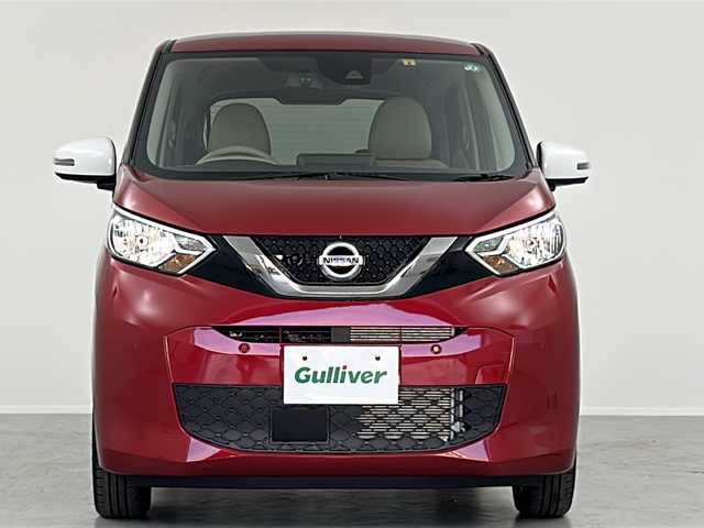 日産 デイズ ボレロ 福島県 2022(令4)年 0.1万km スパークリングレッドM /禁煙車//ワンオーナー//アラウンドビューモニター//エマージェンシーブレーキ//車線逸脱警報//ソナー//メーカーOPナビ/・BT.CD.DVD.SD.USB/・フルセグTV//ハーフレザーシート//純正ドライブレコーダー（FR）//プッシュスタート//スマートキー×2//アイドリングストップ//横滑り防止//純正フロアマット//純正14インチAW//オートライト//オートエアコン//電動格納ミラー