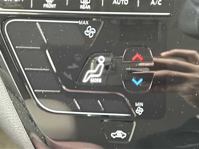 日産 デイズ ボレロ 福島県 2022(令4)年 0.1万km スパークリングレッドM /禁煙車//ワンオーナー//アラウンドビューモニター//エマージェンシーブレーキ//車線逸脱警報//ソナー//メーカーOPナビ/・BT.CD.DVD.SD.USB/・フルセグTV//ハーフレザーシート//純正ドライブレコーダー（FR）//プッシュスタート//スマートキー×2//アイドリングストップ//横滑り防止//純正フロアマット//純正14インチAW//オートライト//オートエアコン//電動格納ミラー