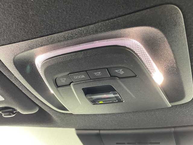 トヨタ カローラ クロス ハイブリッド Z 福岡県 2023(令5)年 1万km プラチナホワイトパールマイカ 純正ディスプレイオーディオ/フルセグテレビ/バックカメラ/サイドカメラ/パワーバックドア/パワーシート/シートヒーター/ハーフレザーシート/革巻きステアリング/パーキングアシスト/LEDヘッドライト/BSM/ETC