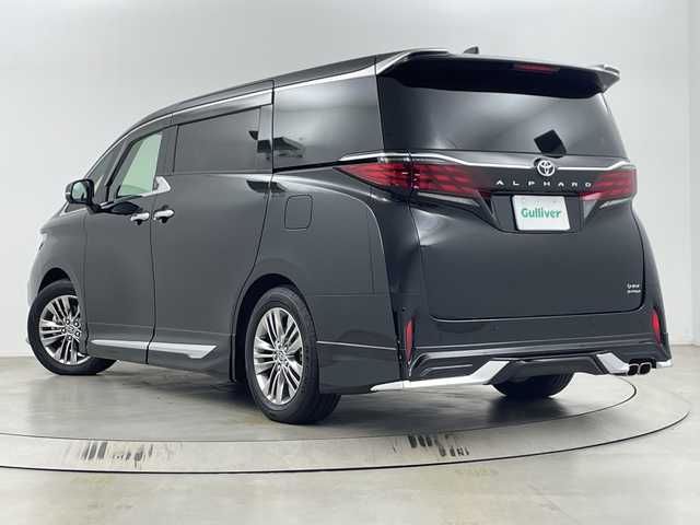 トヨタ アルファードハイブリット Z 埼玉県 2025(令7)年 0.8万km ブラック モデリスタエアロ/左右独立ムーンルーフ/純正14インチナビ機能付きディスプレイオーディオ/　(Bluetooth/HDMI/FM/AM/Miracast)/全方位カメラ/フルセグテレビ/両側パワースライドドア/ビルトインETC2.0/ドライブレコーダー/パワーバックドア/アダプティブクルーズコントロール/衝突被害軽減ブレーキ/車線逸脱警報/プロアクティブドライビングアシスト/クリアランスソナー/ブラインドスポットモニター/デジタルインナーミラー/ステアリングヒーター/シートヒーター/エアーシート/サイドエンブレムイルミネーション/ワイヤレス充電/電動パーキングブレーキ/ブレーキホールド/メモリ付きパワーシート/プッシュスタート/純正18インチアルミホイール
