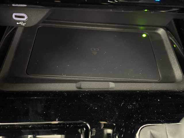 トヨタ アルファードハイブリット Z 埼玉県 2025(令7)年 0.8万km ブラック モデリスタエアロ/左右独立ムーンルーフ/純正14インチナビ機能付きディスプレイオーディオ/　(Bluetooth/HDMI/FM/AM/Miracast)/全方位カメラ/フルセグテレビ/両側パワースライドドア/ビルトインETC2.0/ドライブレコーダー/パワーバックドア/アダプティブクルーズコントロール/衝突被害軽減ブレーキ/車線逸脱警報/プロアクティブドライビングアシスト/クリアランスソナー/ブラインドスポットモニター/デジタルインナーミラー/ステアリングヒーター/シートヒーター/エアーシート/サイドエンブレムイルミネーション/ワイヤレス充電/電動パーキングブレーキ/ブレーキホールド/メモリ付きパワーシート/プッシュスタート/純正18インチアルミホイール