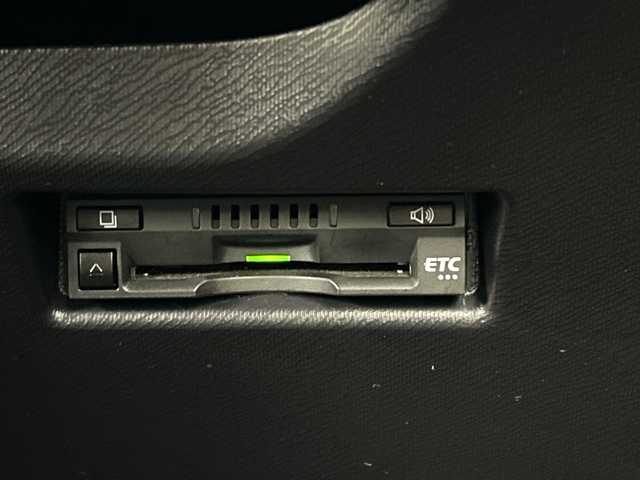 トヨタ アクア S スタイルブラック 三重県 2020(令2)年 4.1万km ホワイトパールクリスタルシャイン /禁煙車//純正ナビ//パノラミックビューモニター//トヨタセーフティセンス//プリクラッシュセーフティ//オートマチックハイビーム//レーディパーチャーアラート//ETC//ドライブレコーダー//LEDヘッドライト//オートライト