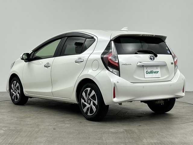 トヨタ アクア S スタイルブラック 三重県 2020(令2)年 4.1万km ホワイトパールクリスタルシャイン /禁煙車//純正ナビ//パノラミックビューモニター//トヨタセーフティセンス//プリクラッシュセーフティ//オートマチックハイビーム//レーディパーチャーアラート//ETC//ドライブレコーダー//LEDヘッドライト//オートライト