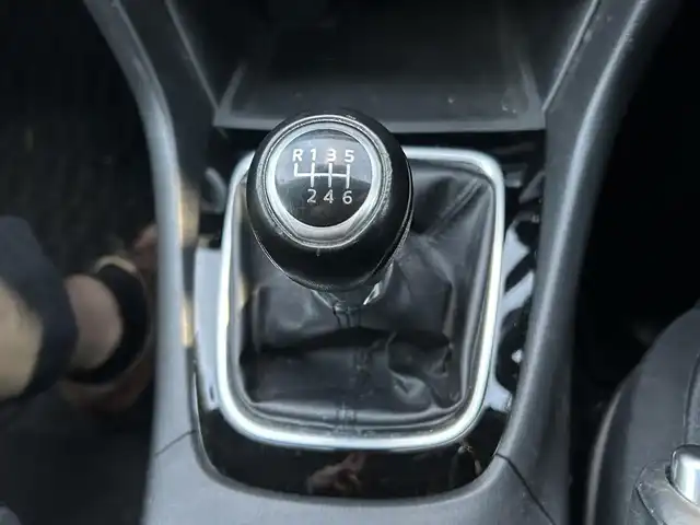 マツダ アテンザ ワゴン XD 奈良県 2013(平25)年 7万km ソウルレッドプレミアムメタリック /ワンオーナー//社外ナビ【Ｃ９Ｐ９】/CD/DVD/BT/フルセグTV//プッシュスタート//クルーズコントロール//ＡＦＳ//横滑り防止システム//アイドリングストップ//ルーフレール//ウィンカーミラー//革巻きステアリング//19インチ純正ＡＷ//スタッドレスタイヤ積み込みＡＷ付き//ＥＴＣ//バニティミラーライト付き//スペアキーｘ１//オートライト/フォグ//純正フロアマット//保証書/取扱説明書/ナビ取扱