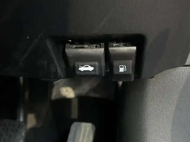 マツダ アテンザ ワゴン XD 奈良県 2013(平25)年 7万km ソウルレッドプレミアムメタリック /ワンオーナー//社外ナビ【Ｃ９Ｐ９】/CD/DVD/BT/フルセグTV//プッシュスタート//クルーズコントロール//ＡＦＳ//横滑り防止システム//アイドリングストップ//ルーフレール//ウィンカーミラー//革巻きステアリング//19インチ純正ＡＷ//スタッドレスタイヤ積み込みＡＷ付き//ＥＴＣ//バニティミラーライト付き//スペアキーｘ１//オートライト/フォグ//純正フロアマット//保証書/取扱説明書/ナビ取扱