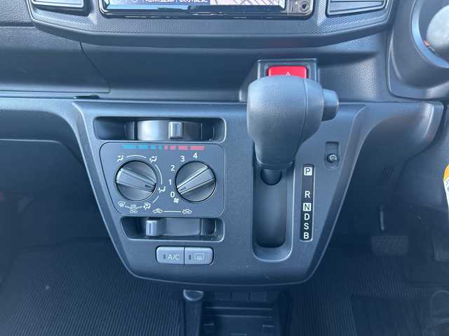 トヨタ ピクシスエポック L SAⅢ 東京都 2019(平31)年 0.4万km ライトブルー カラーナンバーB83（スカイブルーメタリック）/ワンオーナー/メモリナビ/ワンセグテレビ/バックカメラ/アイドリングストップ/キーレス/スペアキー/保証書/取説書