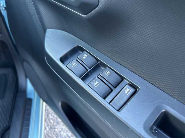 トヨタ ピクシスエポック L SAⅢ 東京都 2019(平31)年 0.4万km ライトブルー カラーナンバーB83（スカイブルーメタリック）/ワンオーナー/メモリナビ/ワンセグテレビ/バックカメラ/アイドリングストップ/キーレス/スペアキー/保証書/取説書