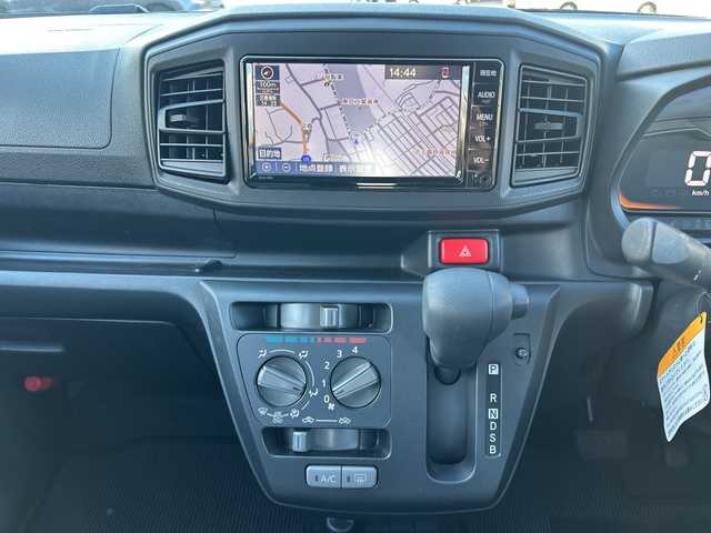 トヨタ ピクシスエポック L SAⅢ 東京都 2019(平31)年 0.4万km ライトブルー カラーナンバーB83（スカイブルーメタリック）/ワンオーナー/メモリナビ/ワンセグテレビ/バックカメラ/アイドリングストップ/キーレス/スペアキー/保証書/取説書