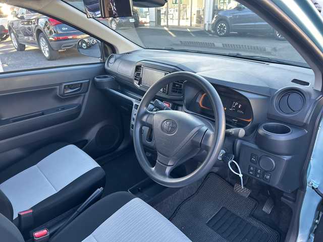 トヨタ ピクシスエポック L SAⅢ 東京都 2019(平31)年 0.4万km ライトブルー カラーナンバーB83（スカイブルーメタリック）/ワンオーナー/メモリナビ/ワンセグテレビ/バックカメラ/アイドリングストップ/キーレス/スペアキー/保証書/取説書