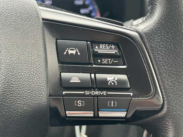 スバル レヴォーグ 1．6GT アイサイト 岩手県 2016(平28)年 13.8万km クリスタルホワイトP 横滑り防止装置/レーンアシスト/盗難防止装置/オートライト/純正ヘッドライト/衝突被害軽減システム/4wd/パドルシフト/クルーズコントロール追従有/Bluetootｈ/社外ナビ/純正フロアマット