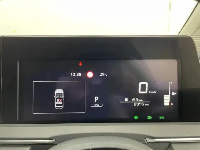 日産 ノート X 茨城県 2023(令5)年 0.9万km ダークメタルグレー 純正9型ナビ/全周囲カメラ/フルセグ/ワイヤレス充電/プロパイロット/衝突被害軽減ブレーキ/車線逸脱抑制装置/オートマチックハイビーム/ソナー/BSI/ETC2.0/ドラレコ/LEDヘッドライト/スマートキー