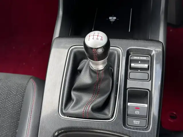 ホンダ シビック RS 宮城県 2025(令7)年 1.8万km クリスタルブラックパール ワンオーナー/BOSEプレミアムサウンドシステム/ホンダセンシング/●衝突軽減ブレーキ（CMBS）/●先行車発進お知らせ機能/●歩行者事故低減ステアリング/●路外逸脱抑制機能/●標識認識機能/●渋滞追従機能付アダプティブクルーズコントロール（ACC） /●車線維持支援システム（LKAS）/●ブラインドスポットインフォメーション/●近距離衝突軽減ブレーキ/●パーキングセンサーシステム/●後退出庫サポート/●アダプティブドライビングビーム/ホンダコネクトディスプレー/・車内Wi-Fi/・地デジTV/・AppleCarPlay/AndroidAuto/・Googleマップ/GooglePlay/・9インチワイドディスプレイ/・バックカメラ/・充電用USBジャック/・ETC2.0/ワイヤレス充電器/ハーフレザーシート/シートヒーター/パワーシート/革巻きステアリング/ステアリングスイッチ/電動パーキングブレーキ/ブレーキホールド/LEDヘッドランプ/オートライト/スマートキー＆プッシュスタート/電動格納ミラー/純正18インチAW/フロアマット/W/サイド/カーテンエアバッグ/取扱説明書/保証書