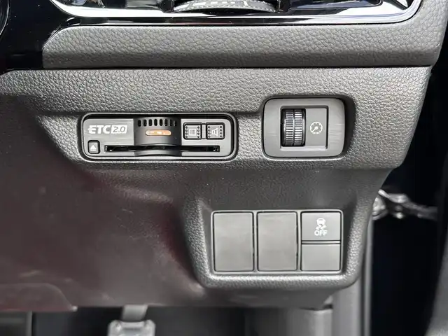 ホンダ シビック RS 宮城県 2025(令7)年 1.8万km クリスタルブラックパール ワンオーナー/BOSEプレミアムサウンドシステム/ホンダセンシング/●衝突軽減ブレーキ（CMBS）/●先行車発進お知らせ機能/●歩行者事故低減ステアリング/●路外逸脱抑制機能/●標識認識機能/●渋滞追従機能付アダプティブクルーズコントロール（ACC） /●車線維持支援システム（LKAS）/●ブラインドスポットインフォメーション/●近距離衝突軽減ブレーキ/●パーキングセンサーシステム/●後退出庫サポート/●アダプティブドライビングビーム/ホンダコネクトディスプレー/・車内Wi-Fi/・地デジTV/・AppleCarPlay/AndroidAuto/・Googleマップ/GooglePlay/・9インチワイドディスプレイ/・バックカメラ/・充電用USBジャック/・ETC2.0/ワイヤレス充電器/ハーフレザーシート/シートヒーター/パワーシート/革巻きステアリング/ステアリングスイッチ/電動パーキングブレーキ/ブレーキホールド/LEDヘッドランプ/オートライト/スマートキー＆プッシュスタート/電動格納ミラー/純正18インチAW/フロアマット/W/サイド/カーテンエアバッグ/取扱説明書/保証書