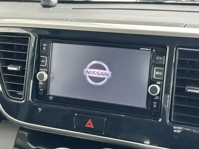日産 デイズ ルークス HWS X Vセレクション 静岡県 2016(平28)年 2.2万km 青Ⅱ 青黒ツートーン色/エマージェンシーブレーキ/純正ＳＤナビ/ＴＶ/アラウンドビューカメラ/ＢＴオーディオ/ドラレコ/両側電動スライドドア/ＬＥＤヘッドライト/フォグランプ/純正フロアマット/純正１５ＡＷ