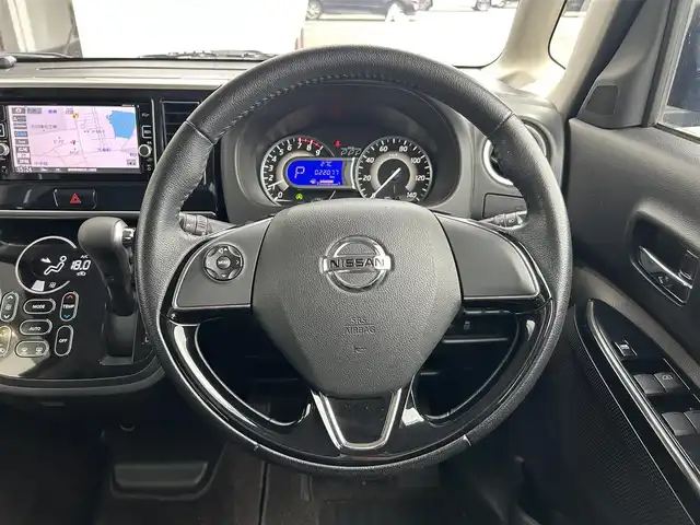 日産 デイズ ルークス HWS X Vセレクション 静岡県 2016(平28)年 2.2万km 青Ⅱ 青黒ツートーン色/エマージェンシーブレーキ/純正ＳＤナビ/ＴＶ/アラウンドビューカメラ/ＢＴオーディオ/ドラレコ/両側電動スライドドア/ＬＥＤヘッドライト/フォグランプ/純正フロアマット/純正１５ＡＷ