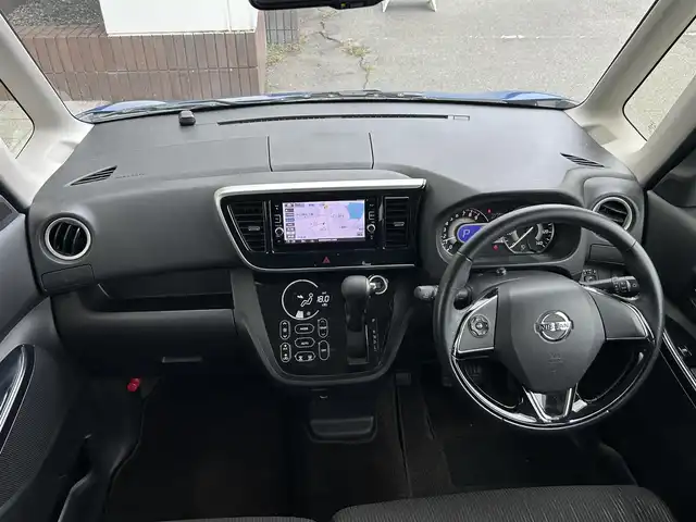 日産 デイズ ルークス HWS X Vセレクション 静岡県 2016(平28)年 2.2万km 青Ⅱ 青黒ツートーン色/エマージェンシーブレーキ/純正ＳＤナビ/ＴＶ/アラウンドビューカメラ/ＢＴオーディオ/ドラレコ/両側電動スライドドア/ＬＥＤヘッドライト/フォグランプ/純正フロアマット/純正１５ＡＷ
